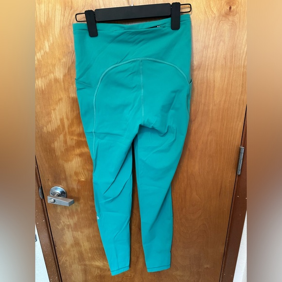 Lululemon Swift Speed High Rise Tight 28” Size 6 - Picture 2 of 4